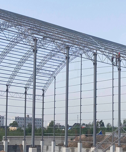 ?鋼結(jié)構(gòu)具有強度高、剛性好、耐腐蝕、施工周期短等優(yōu)點